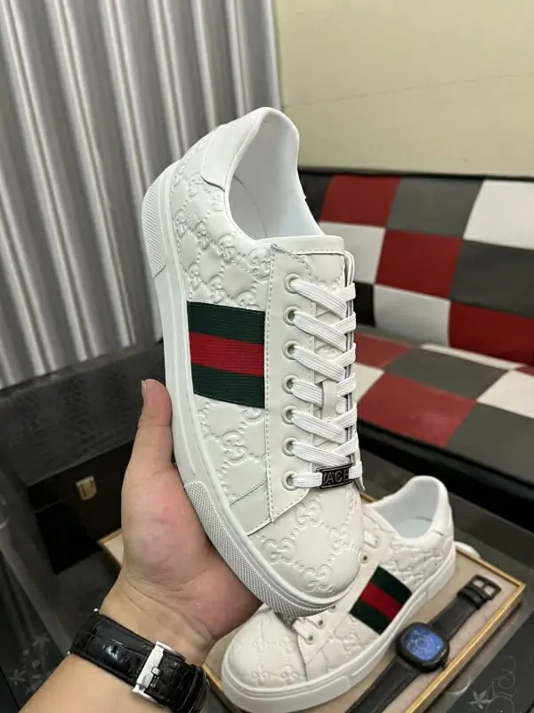 gucci decontractees chaussures pour homme s_1264b152